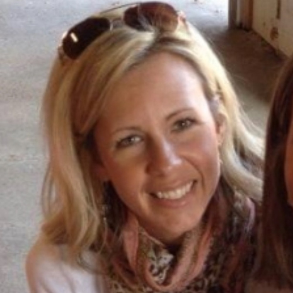 ❤️❤️Meet your Posher Danielle❤️❤️